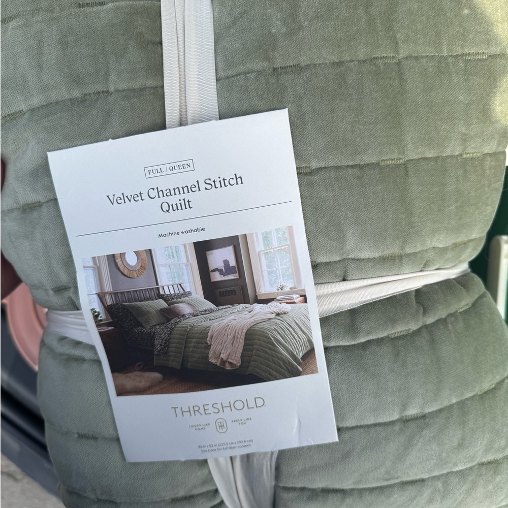 Full/Queen Channel Stitch Velvet Quilt
Green - Threshold - Picture 6 of 6